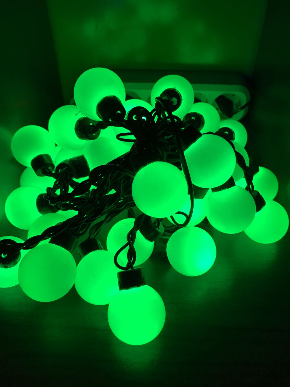 Гирлянда светодиодная 8,5м 40 шариков (зеленый)